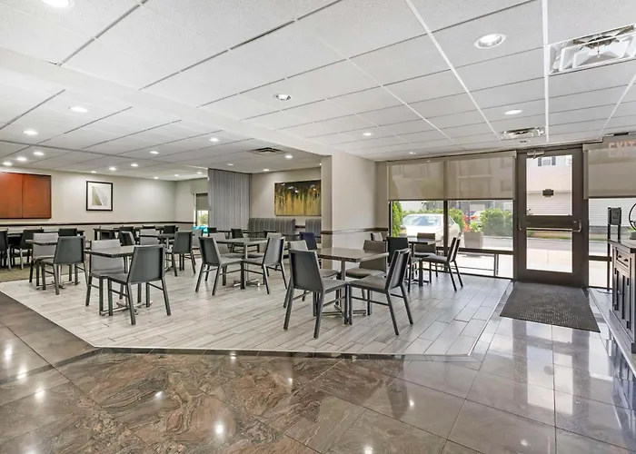 Best Western Suites Columbus