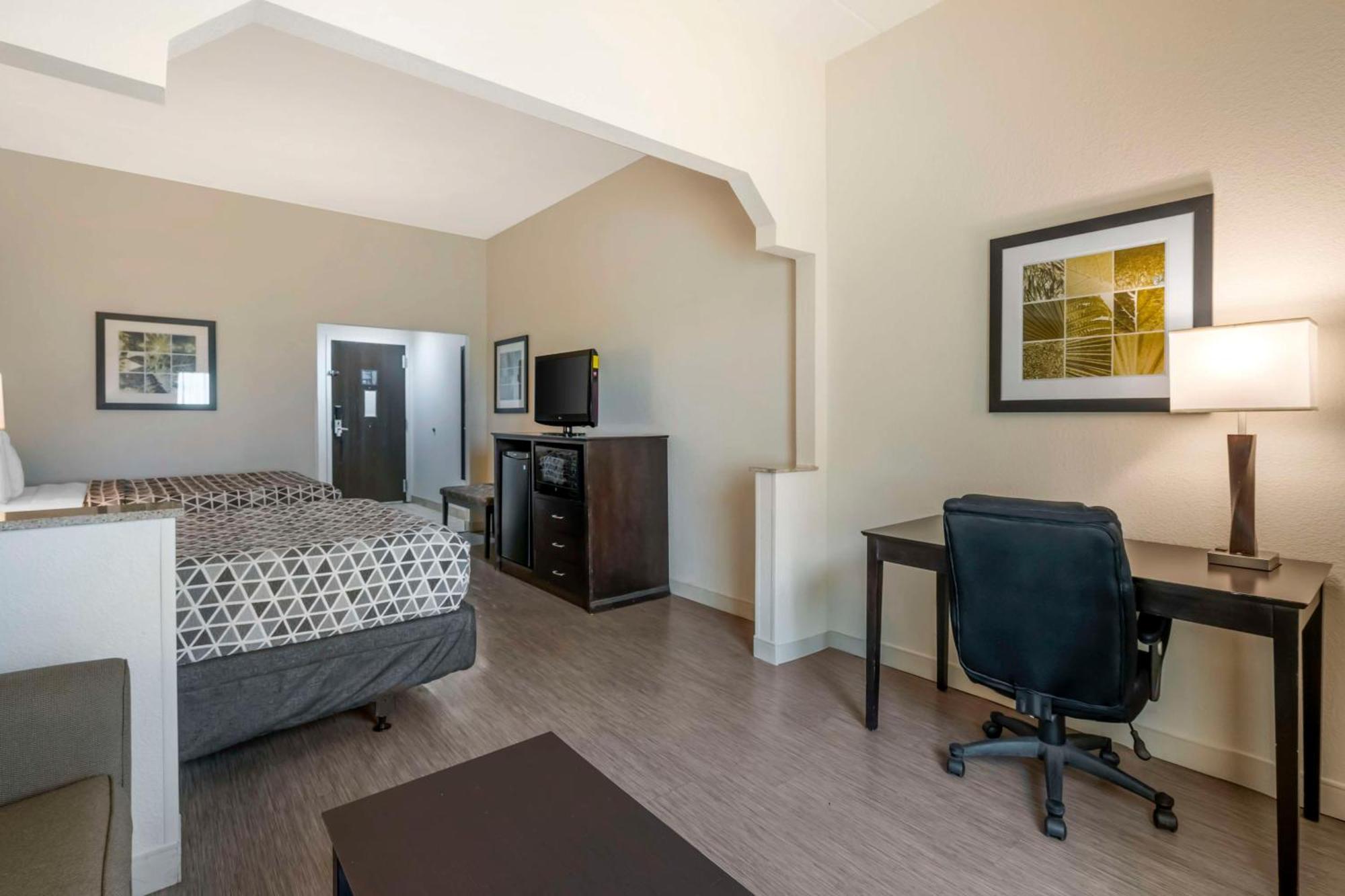 Western Hotel 3*